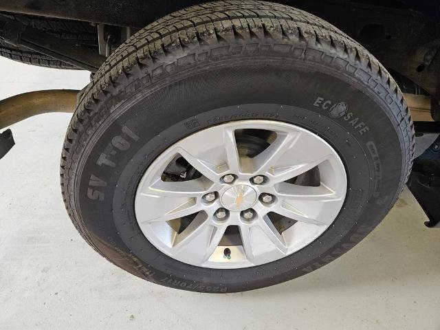 Used 2025 Chevrolet Silverado 1500 LT AWD/4WD image 10