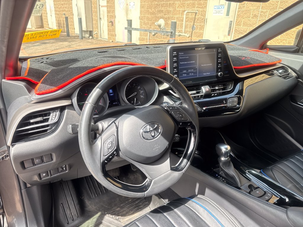 Used 2019 Toyota C-HR XLE FWD image 14