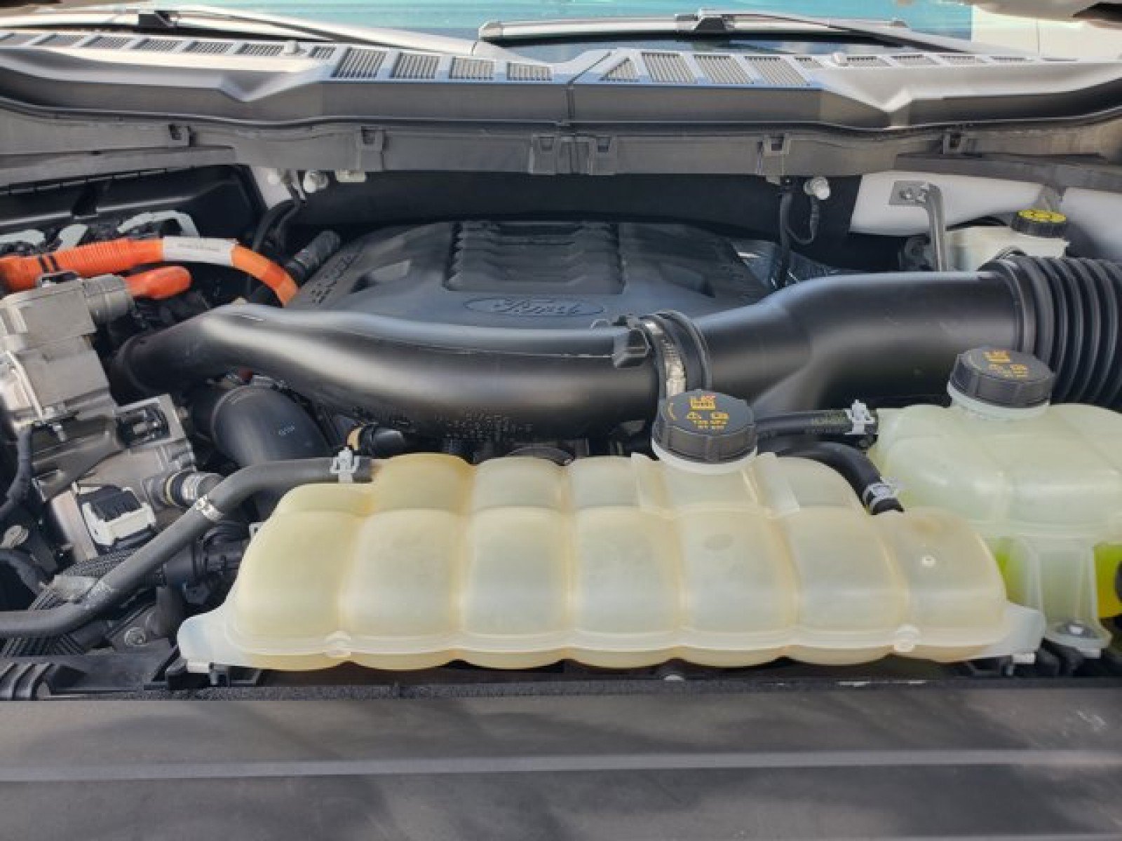 Certified 2022 Ford F150 Limited AWD/4WD image 40