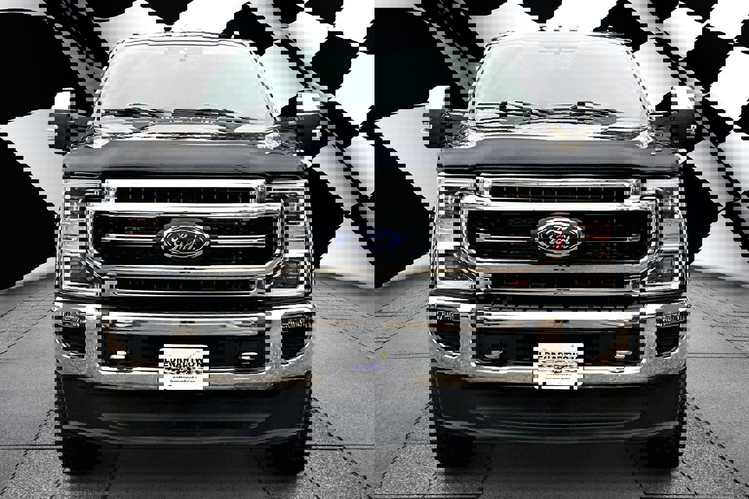 Certified 2022 Ford F350 Lariat w/ Lariat Ultimate Package image 3