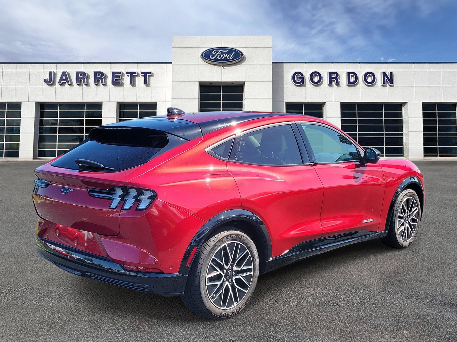 Certified 2024 Ford Mustang Mach-E Premium AWD/4WD image 4