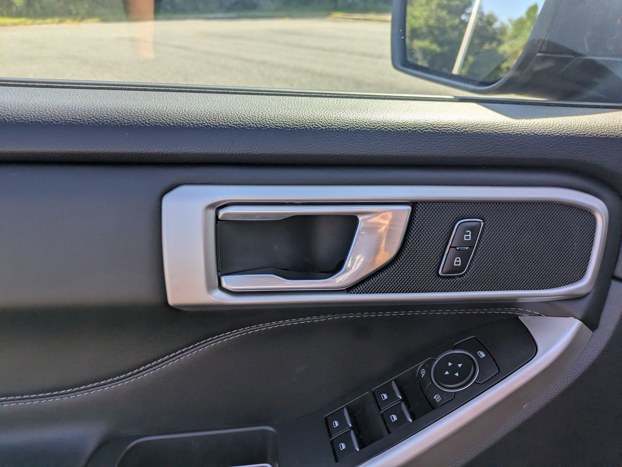 Certified 2023 Ford Explorer XLT w/ Equipment Group 202A image 12