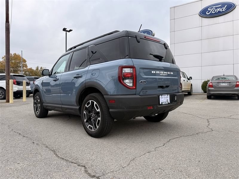 Certified 2024 Ford Bronco Sport Outer Banks AWD/4WD image 3