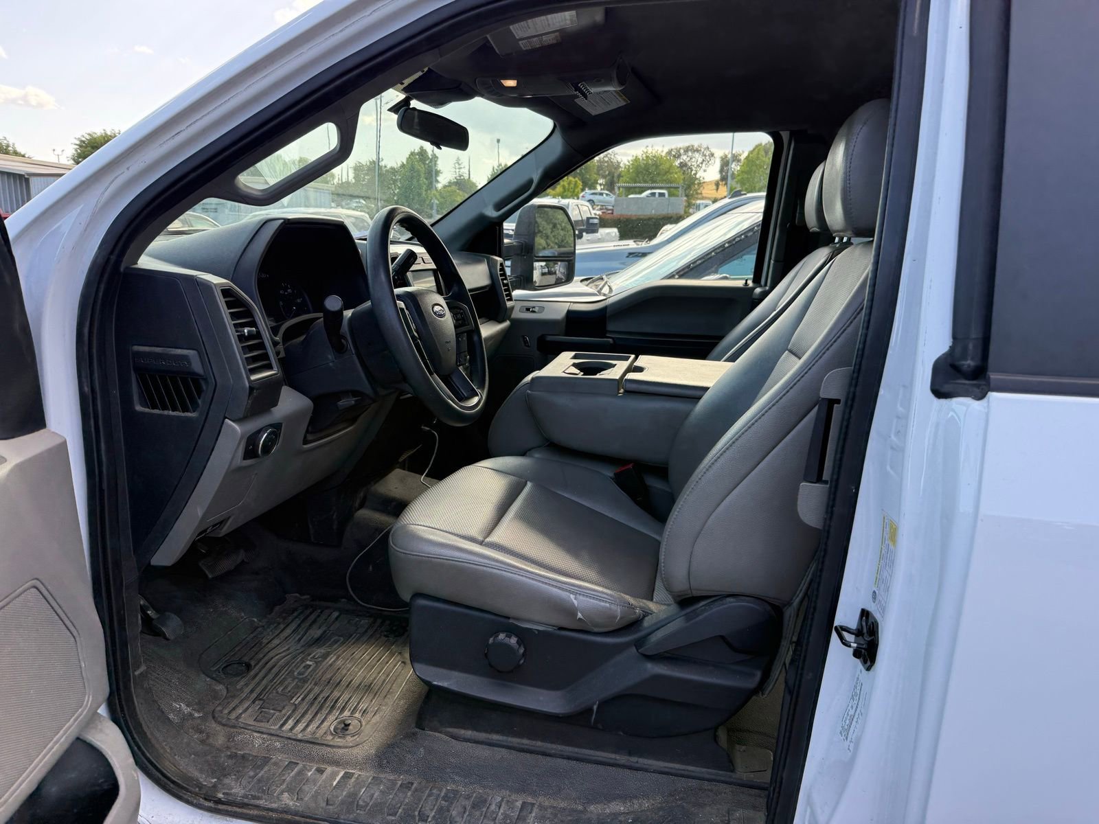 Certified 2022 Ford F250 XL w/ STX Appearance Package RWD image 9