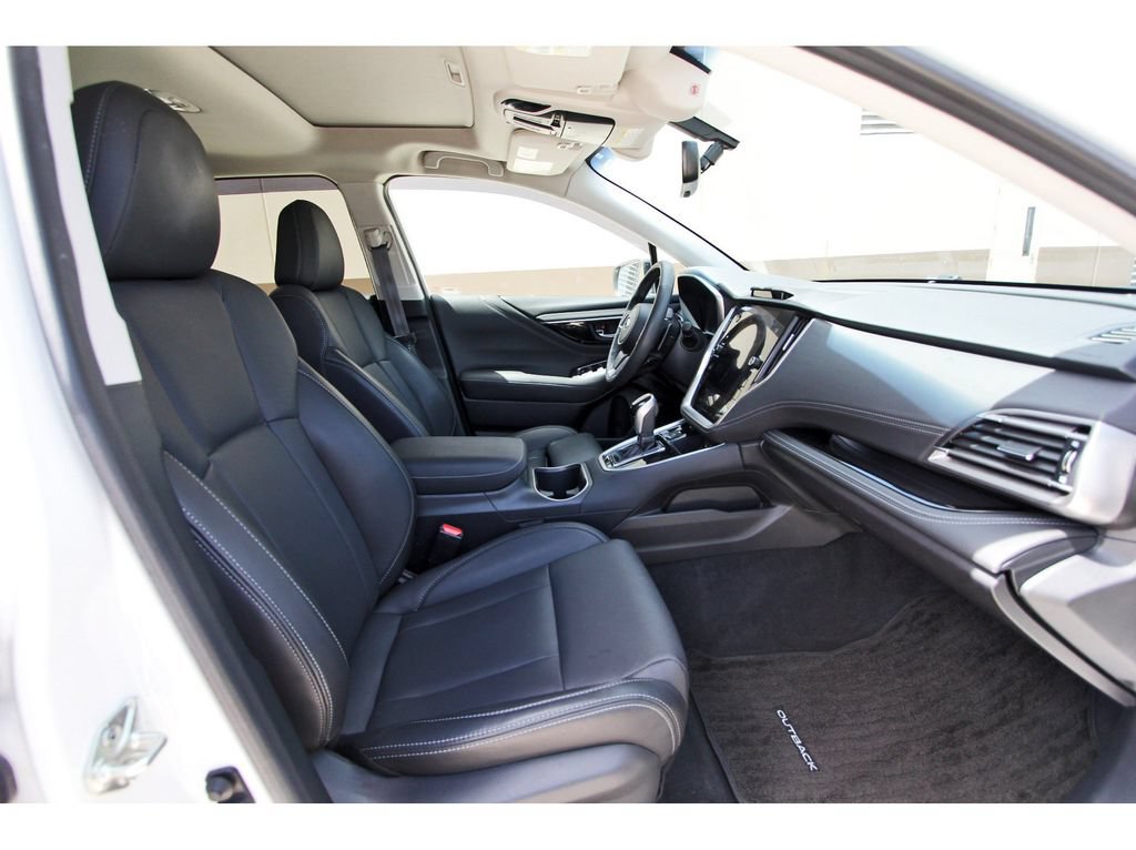 Used 2020 Subaru Outback Limited XT w/ Popular Package #2 AWD/4WD image 25