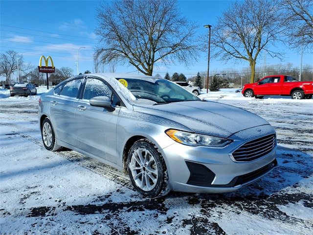Certified 2020 Ford Fusion SE image 5
