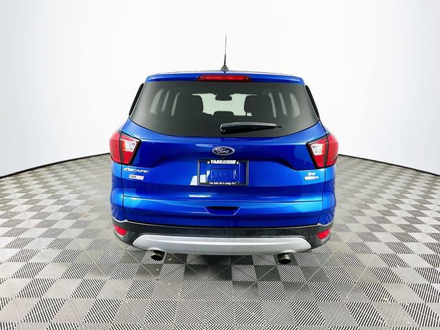 Certified 2019 Ford Escape SE image 10