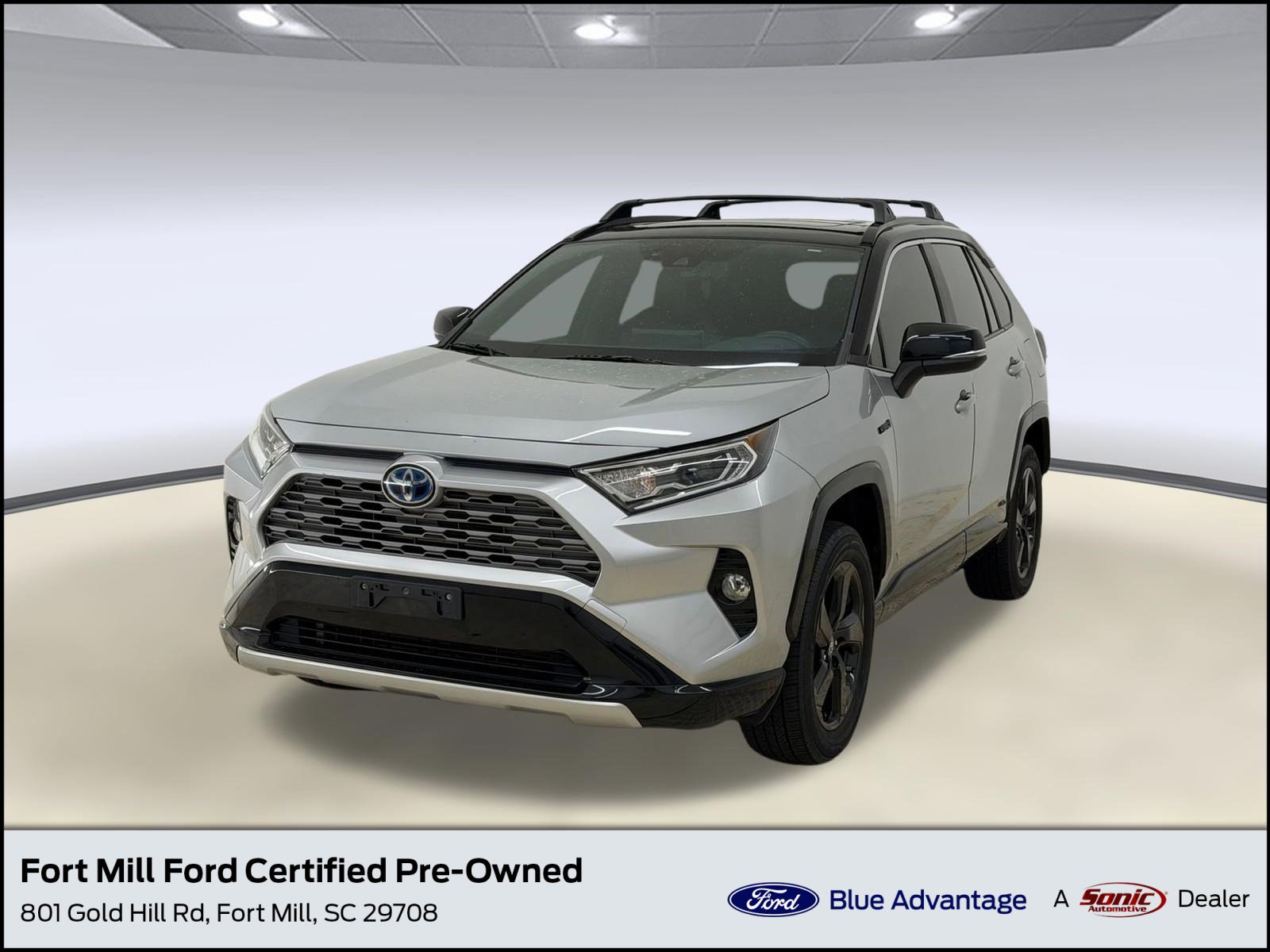 Used 2019 Toyota RAV4 XSE w/ Carpet Mat Package image 1