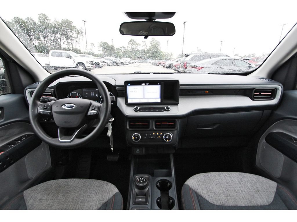 Certified 2022 Ford Maverick XLT FWD image 12