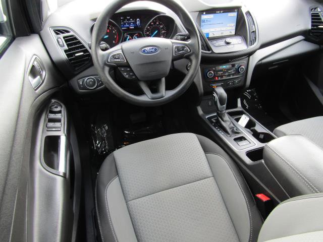 Certified 2018 Ford Escape SE image 2