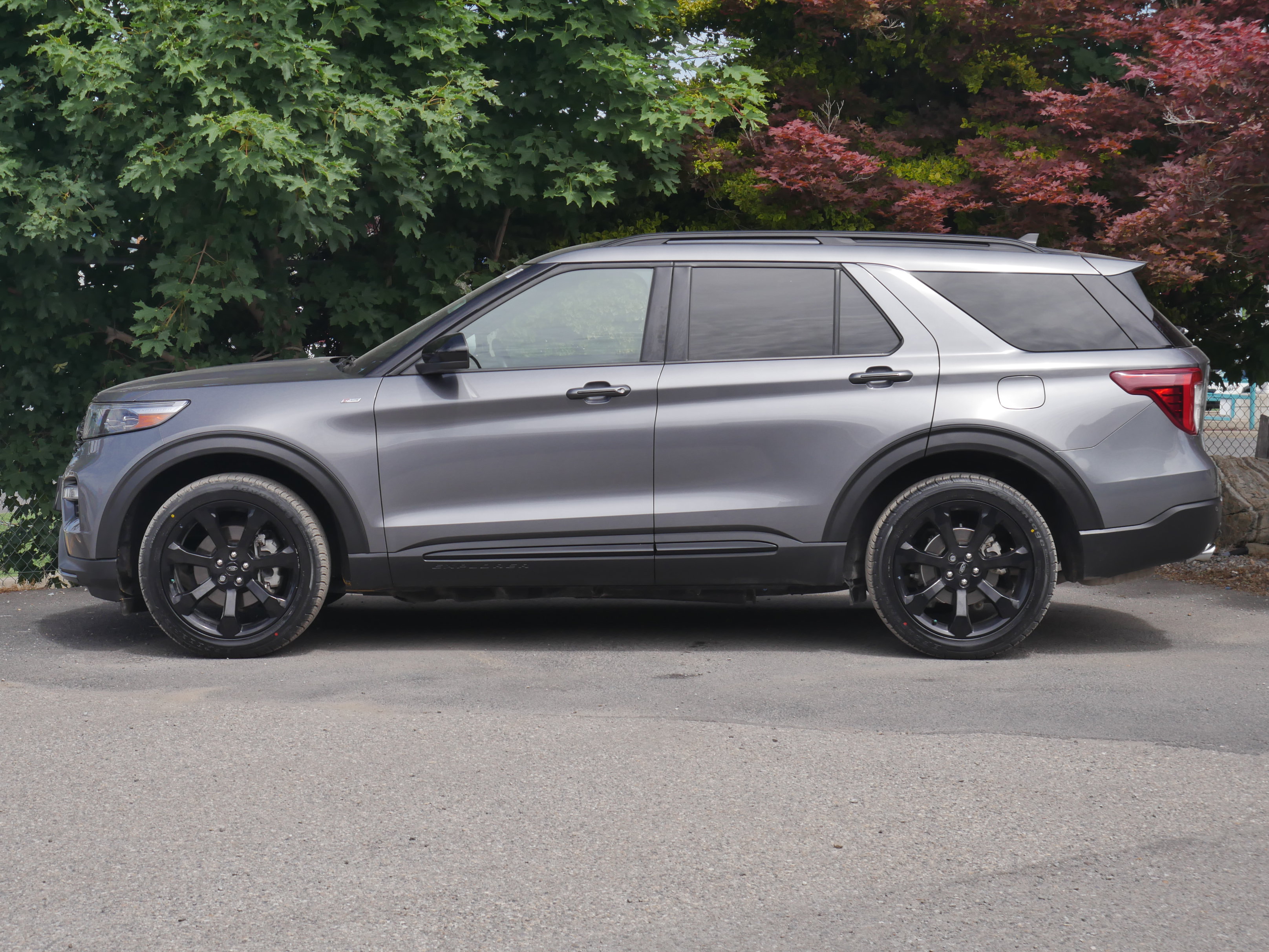 Certified 2023 Ford Explorer ST-Line w/ Class IV Trailer Tow Package AWD/4WD image 7