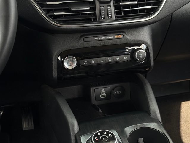 Certified 2024 Ford Escape Platinum AWD/4WD image 22
