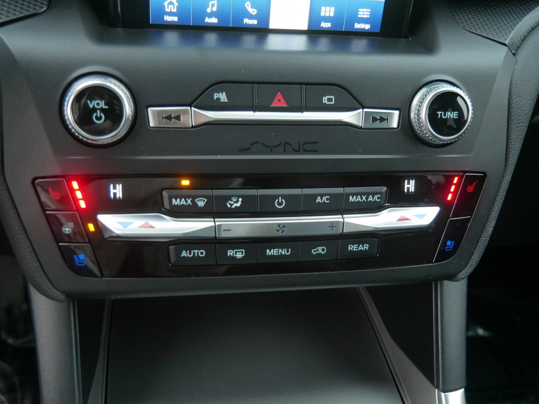 Certified 2020 Ford Explorer ST w/ ST Street Pack image 23