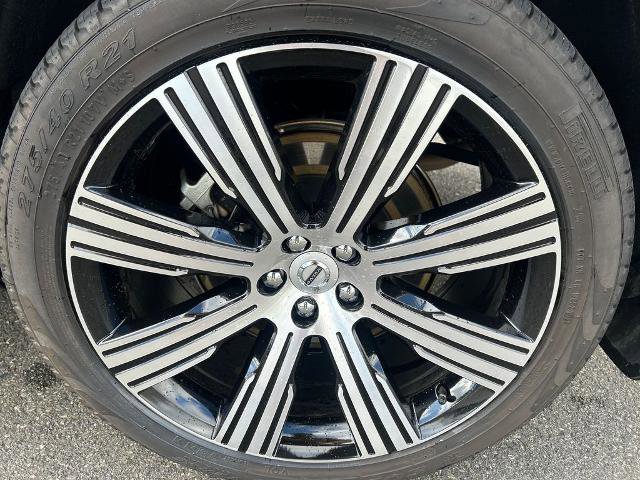 Used 2024 Volvo XC90 T8 Plus w/ Protection Package Premier AWD/4WD image 13