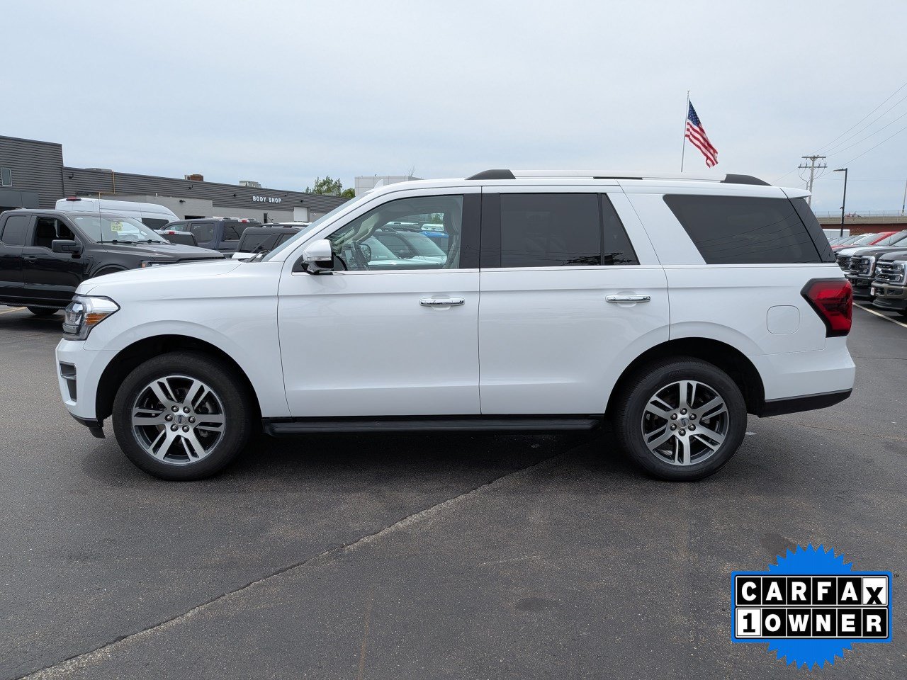 Certified 2024 Ford Expedition Limited AWD/4WD image 7