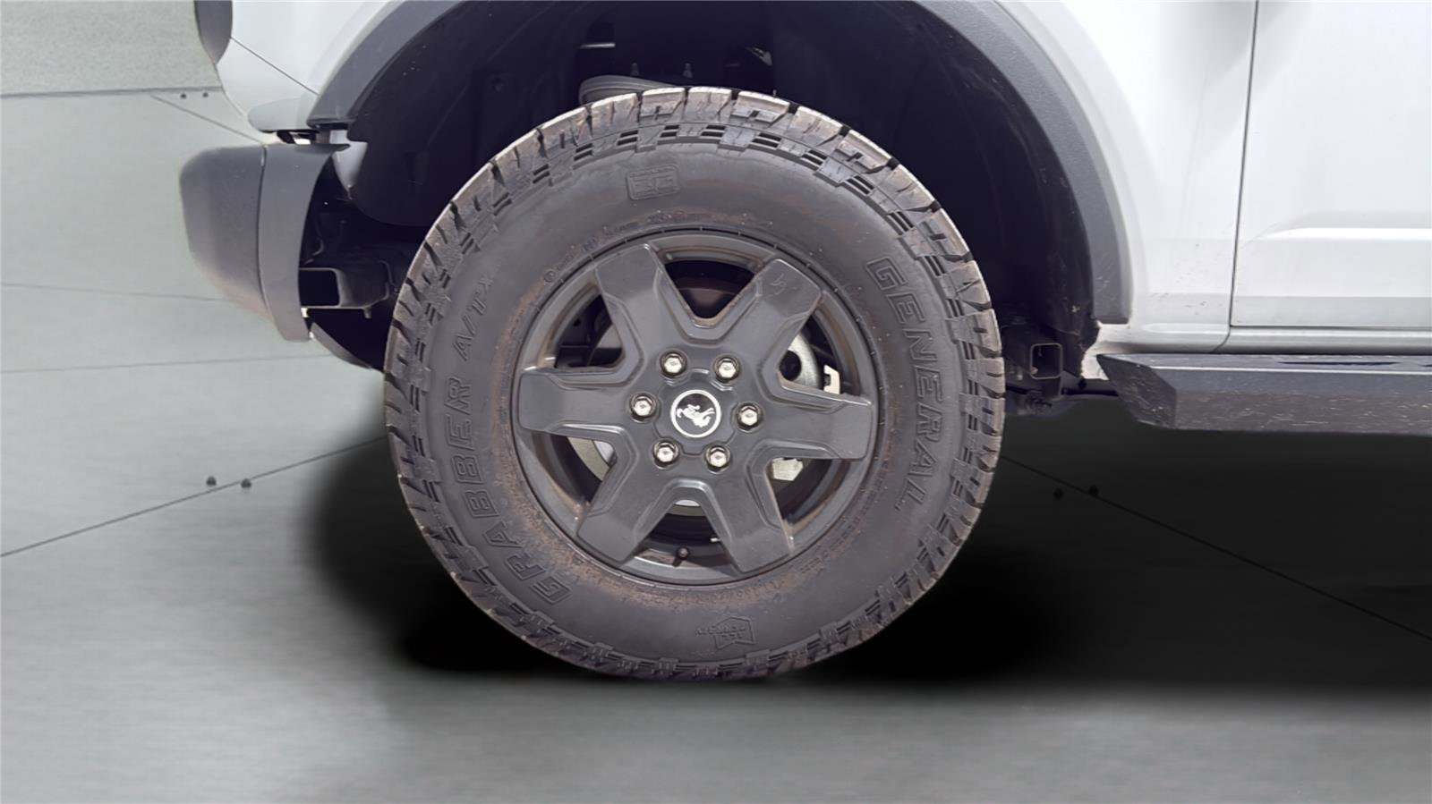 Certified 2024 Ford Bronco Black Diamond AWD/4WD image 34