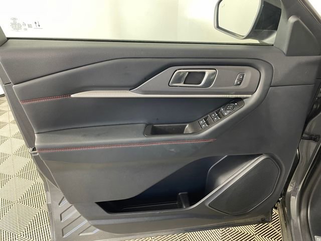 Certified 2025 Ford Explorer ST-Line image 20