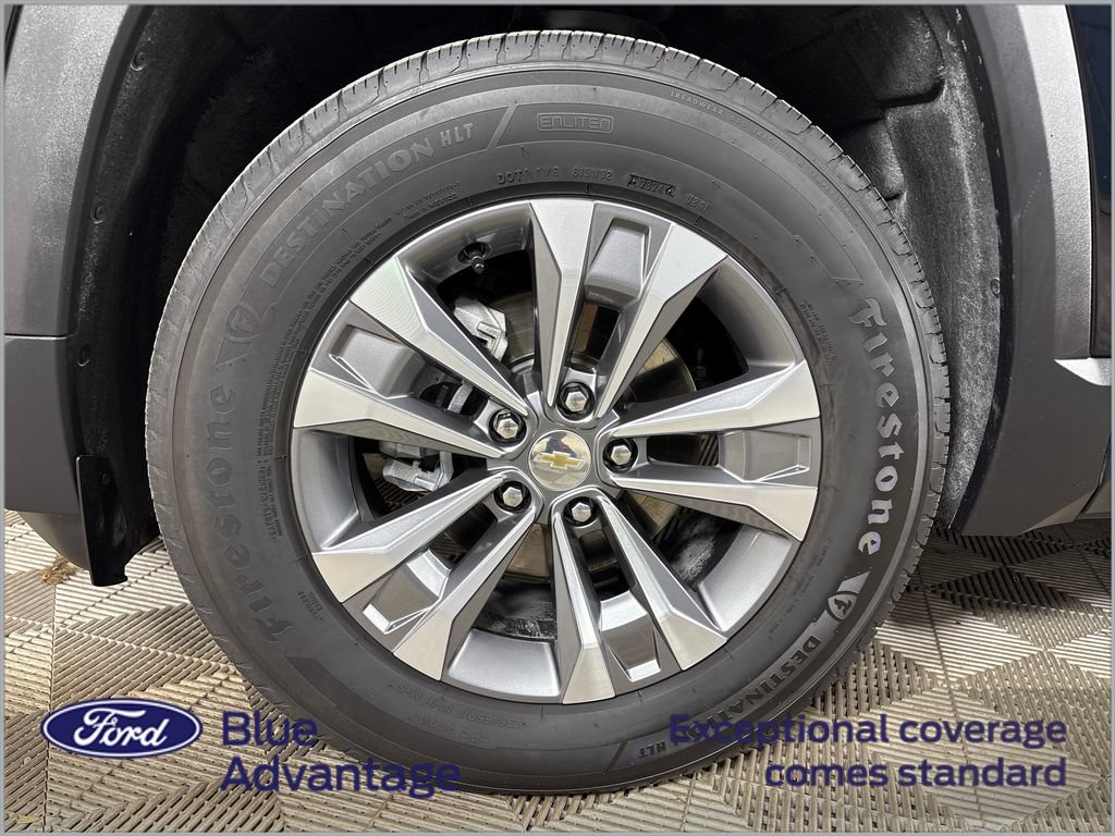 Used 2025 Chevrolet Equinox LT w/ Safety and Technology Package FWD image 10