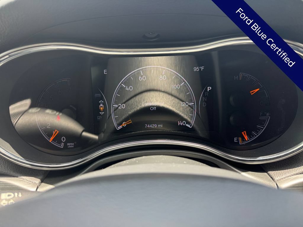 Used 2021 Jeep Grand Cherokee Laredo X AWD/4WD image 39