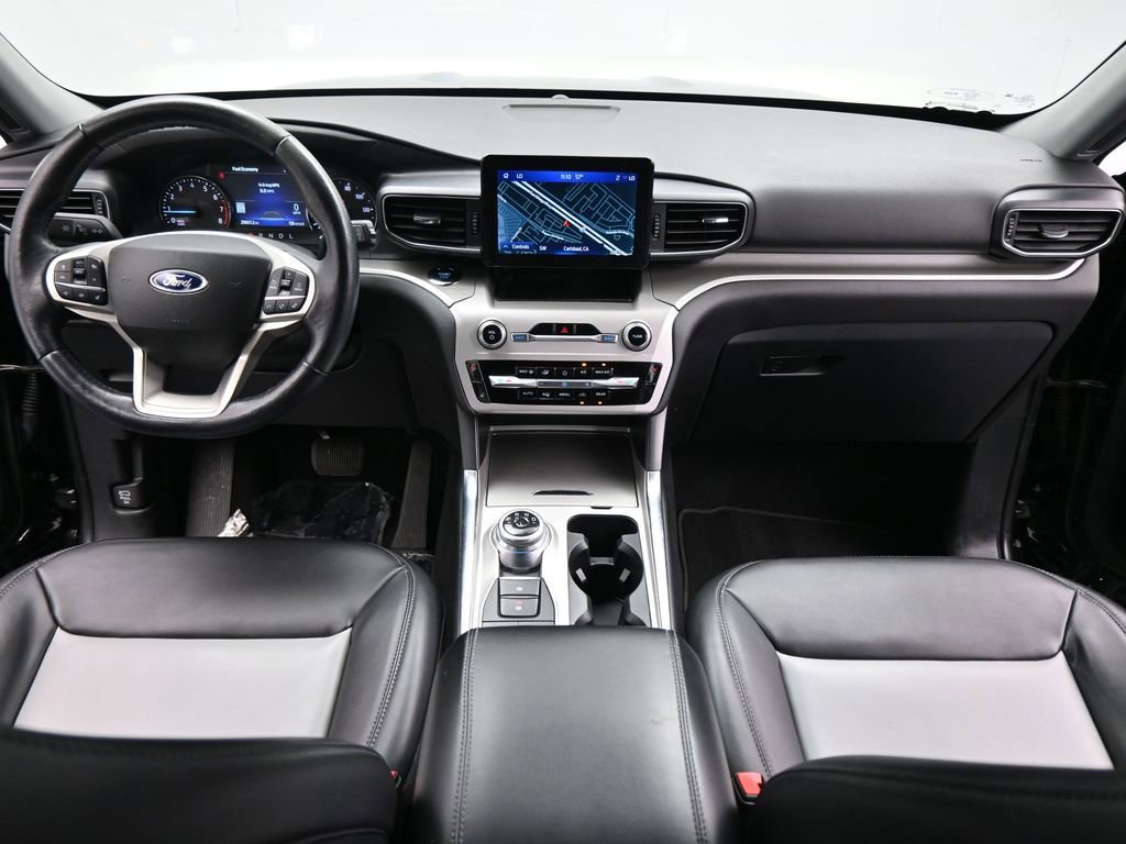 Certified 2023 Ford Explorer XLT w/ Equipment Group 202A image 25