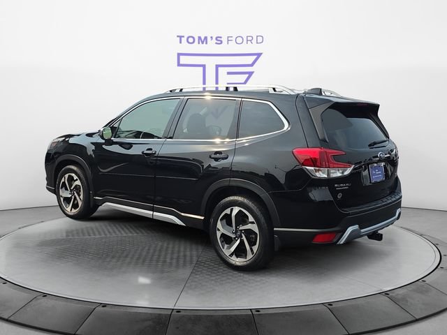 Used 2022 Subaru Forester Touring w/ Popular Package #2 AWD/4WD image 3