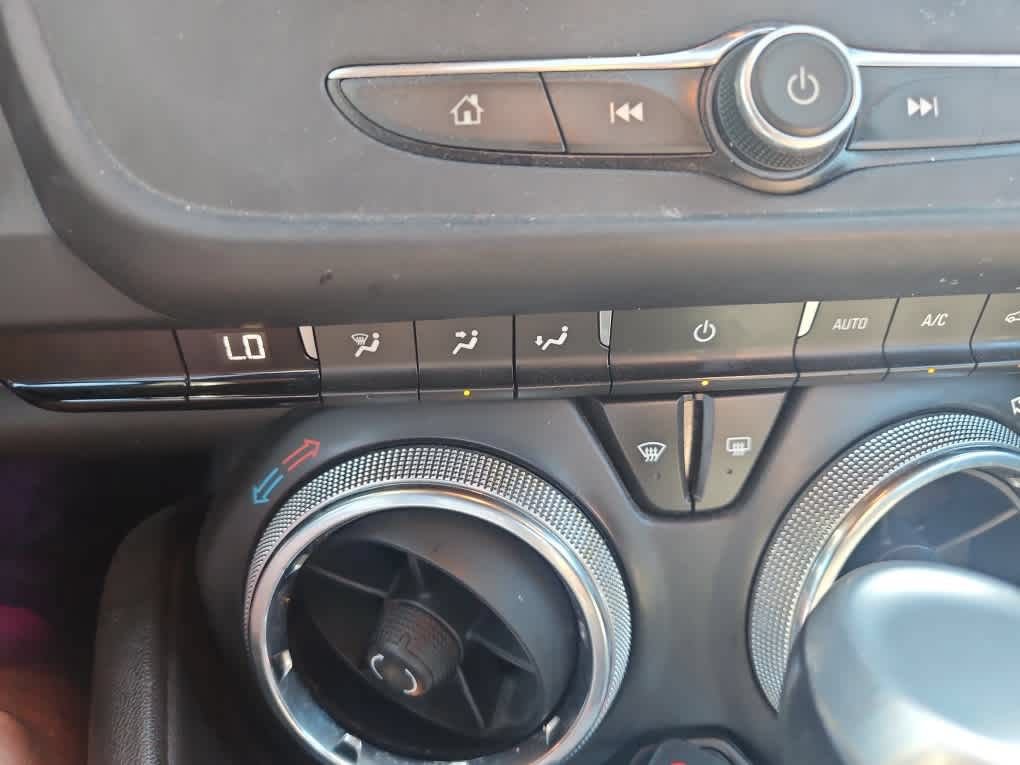 Used 2019 Chevrolet Camaro LT RWD image 14