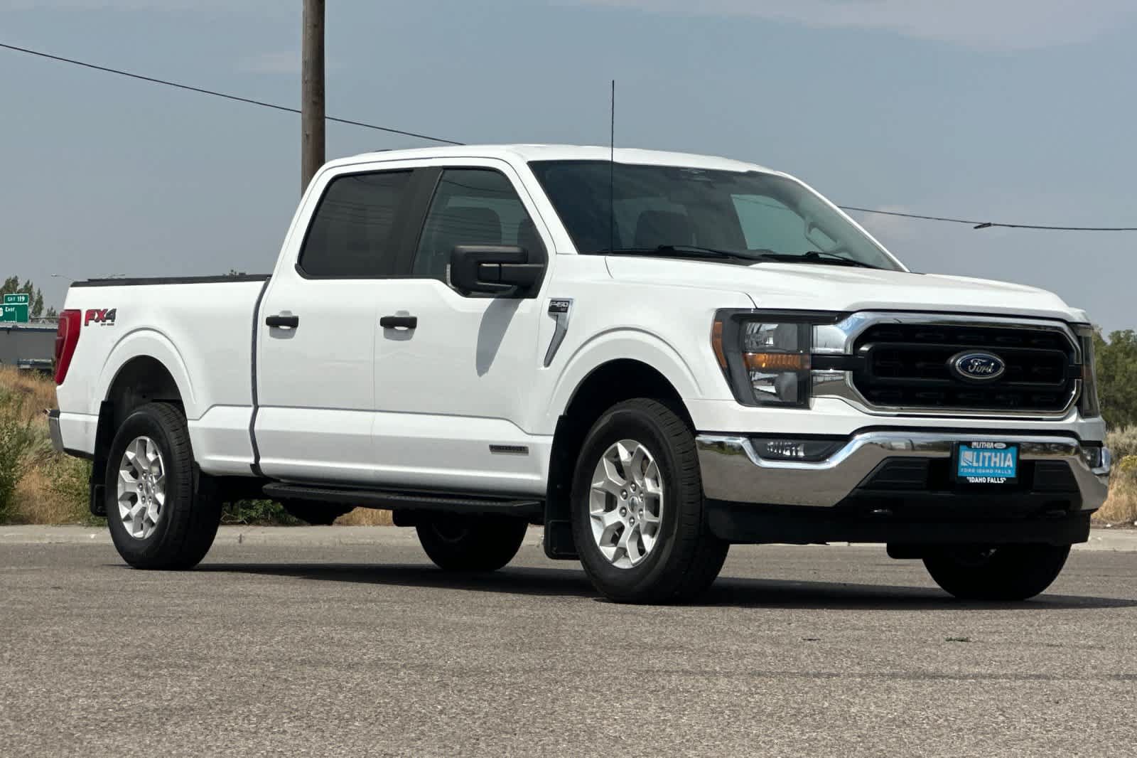 Certified 2023 Ford F150 XLT w/ Trailer Tow Package AWD/4WD image 9