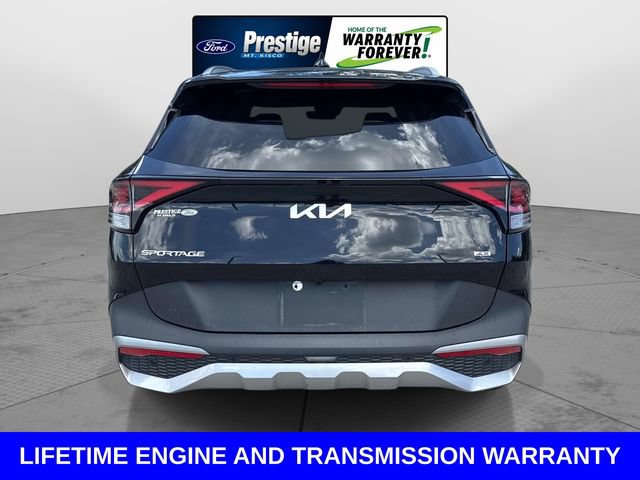 Used 2023 Kia Sportage EX AWD/4WD image 5