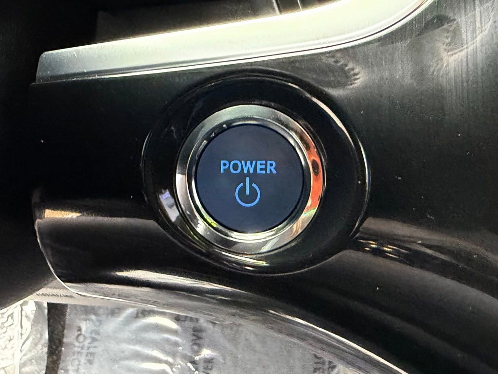 Used 2022 Toyota Prius Prime XLE image 24