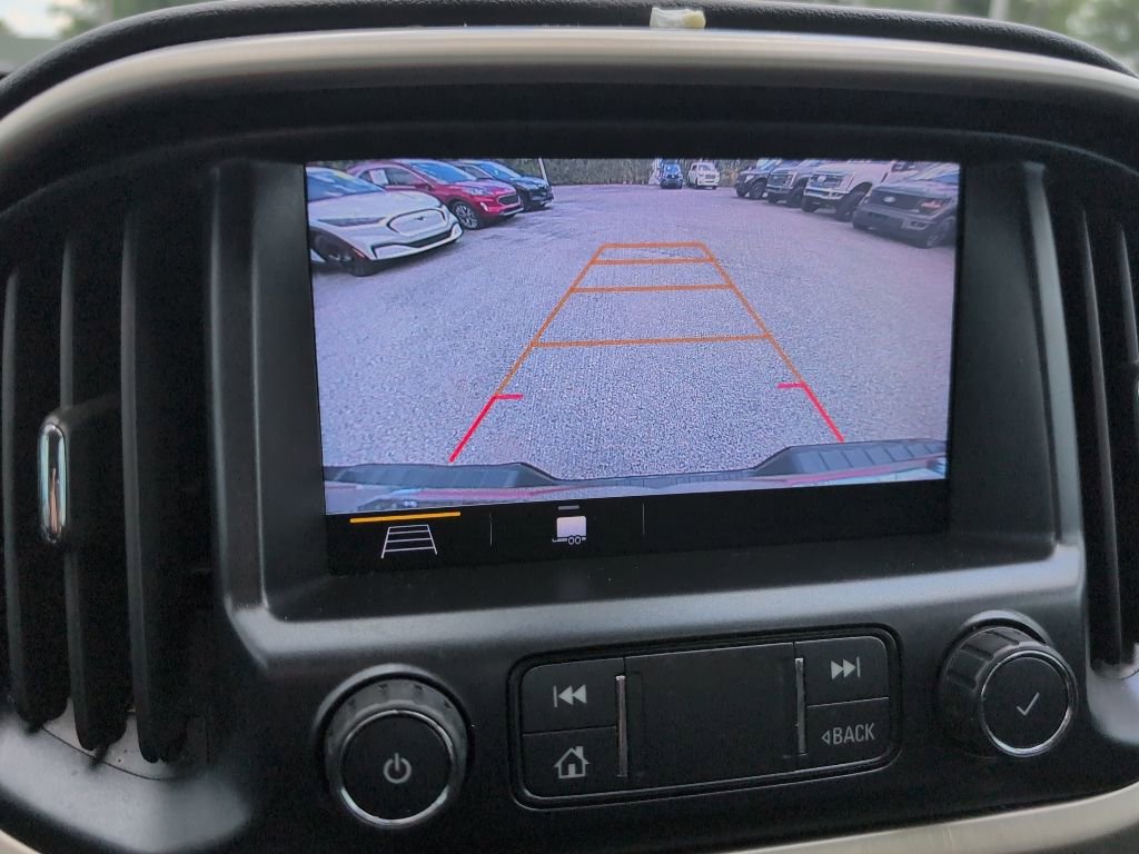 Used 2022 GMC Canyon Denali RWD image 17