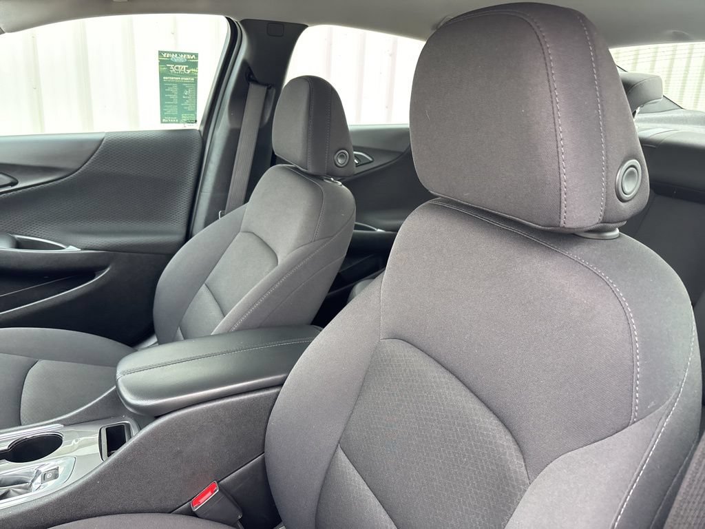Used 2023 Chevrolet Malibu LT FWD image 21