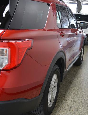 Certified 2024 Ford Explorer XLT w/ Equipment Group 202A AWD/4WD image 7