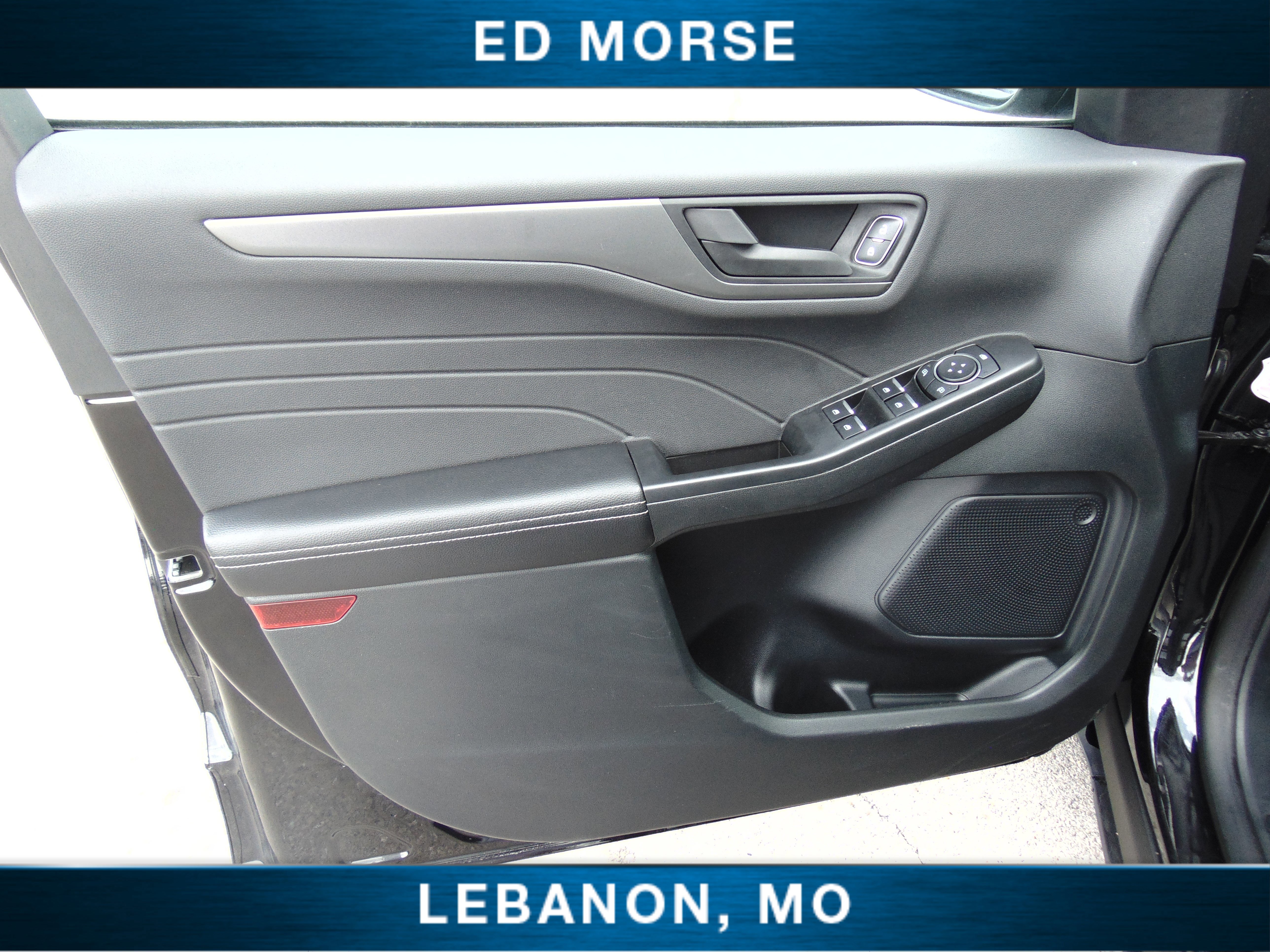 Certified 2025 Ford Escape Active image 17