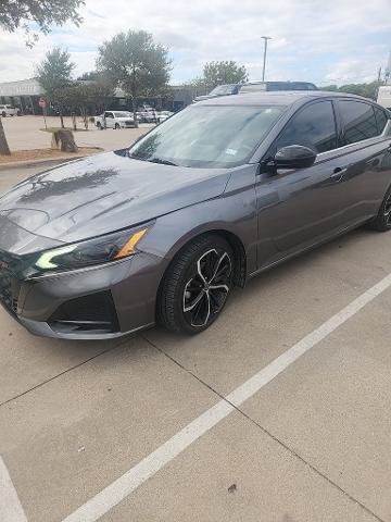 Used 2023 Nissan Altima 2.5 SR w/ SR Premium Package