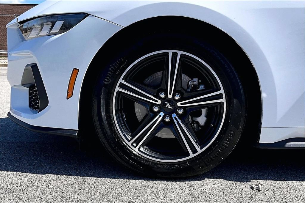 Certified 2025 Ford Mustang Premium RWD image 8