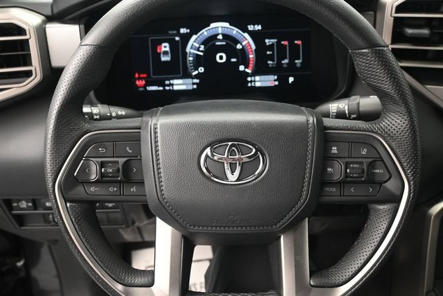 Used 2025 Toyota Tundra Limited AWD/4WD image 10