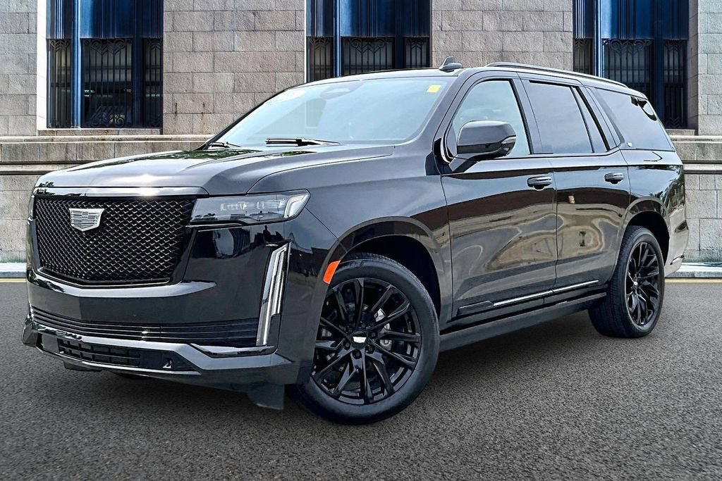 Used 2023 Cadillac Escalade Sport Platinum w/ LPO, ONYX Package AWD/4WD image 2