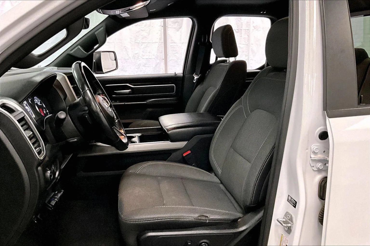 Used 2021 RAM 1500 Big Horn image 24