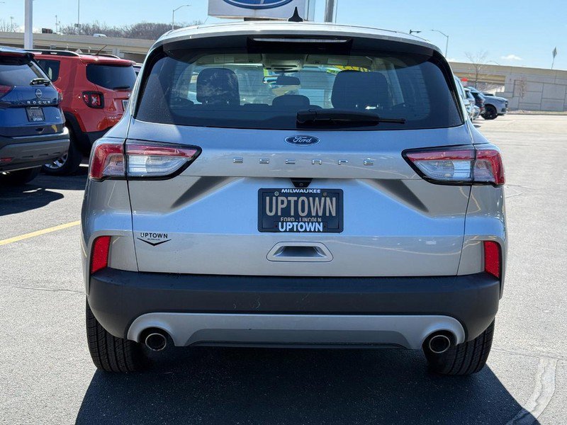 Certified 2022 Ford Escape S image 4