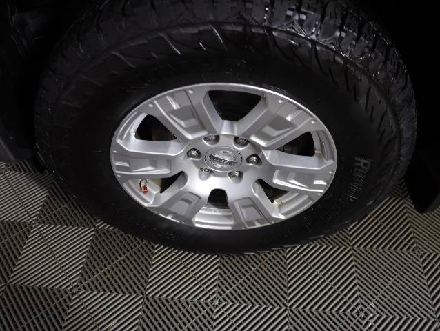 Used 2019 Nissan Titan SV AWD/4WD image 40