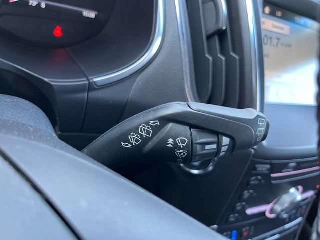 Certified 2019 Ford Edge Titanium w/ Equipment Group 301A FWD image 30
