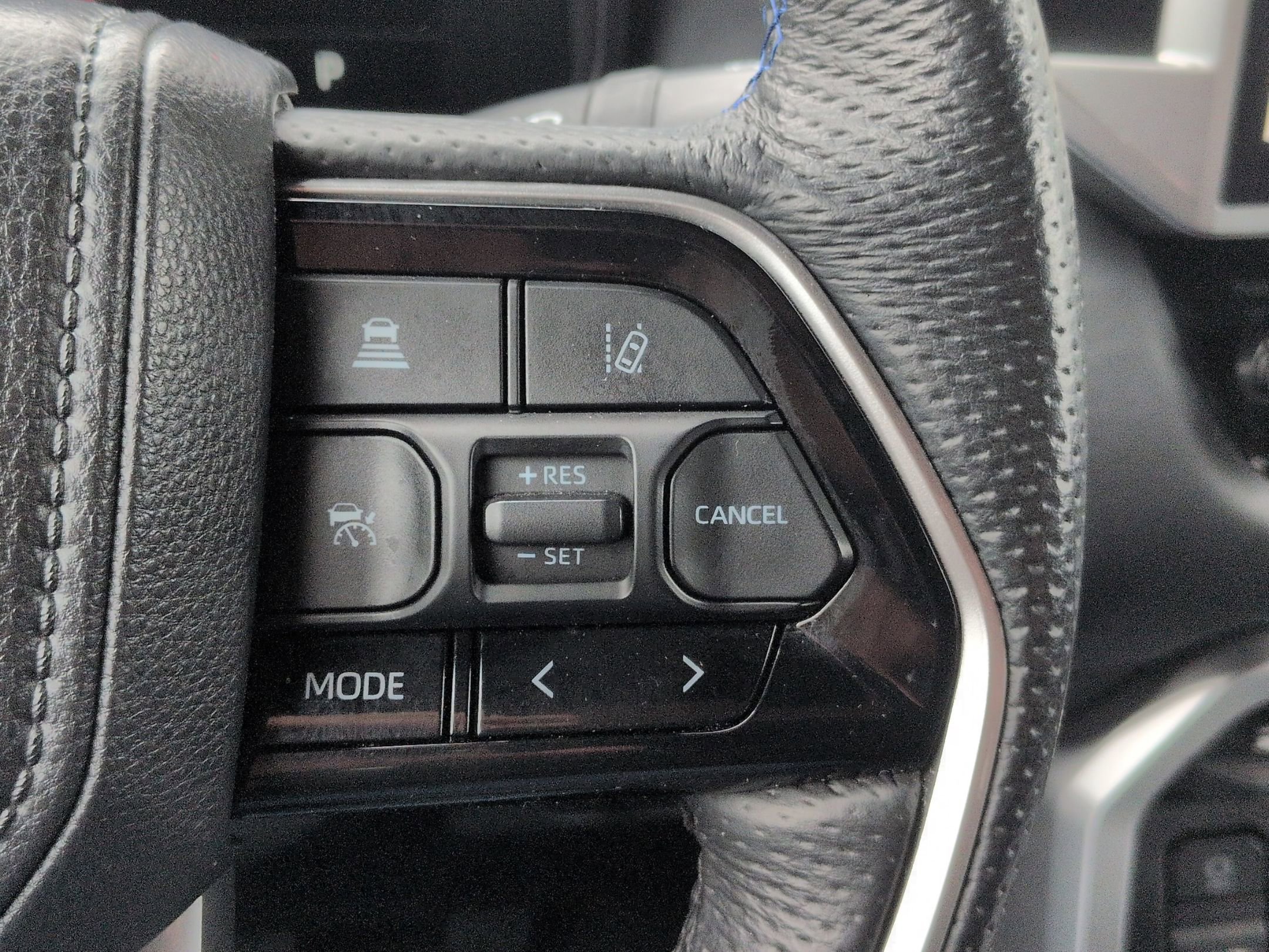 Used 2024 Toyota Tundra Platinum AWD/4WD image 19