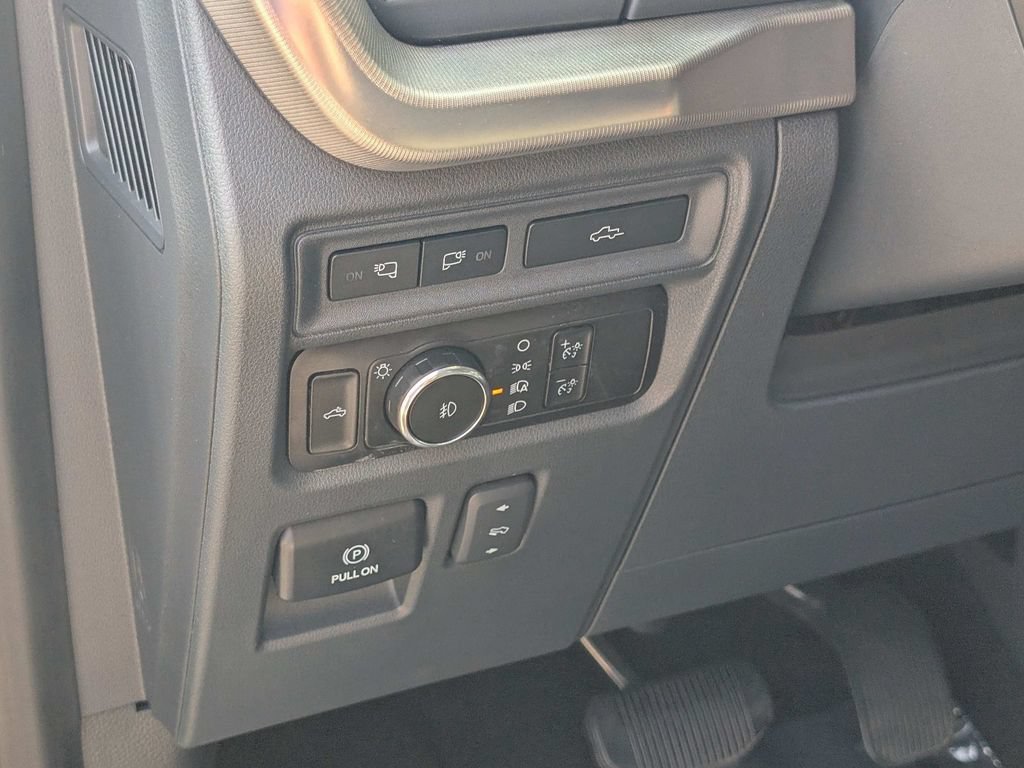 Certified 2023 Ford F150 Raptor AWD/4WD image 31
