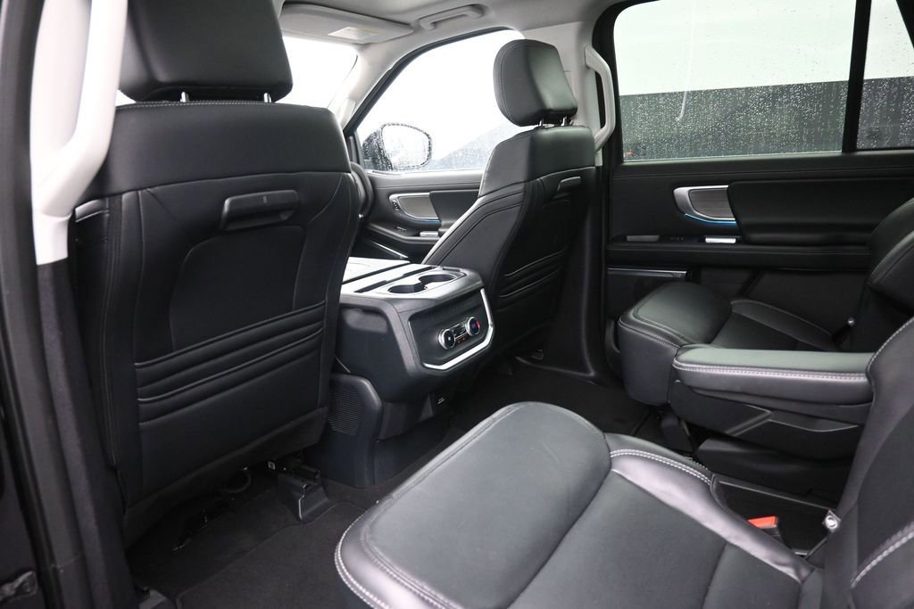 Certified 2025 Ford Expedition Platinum AWD/4WD image 25