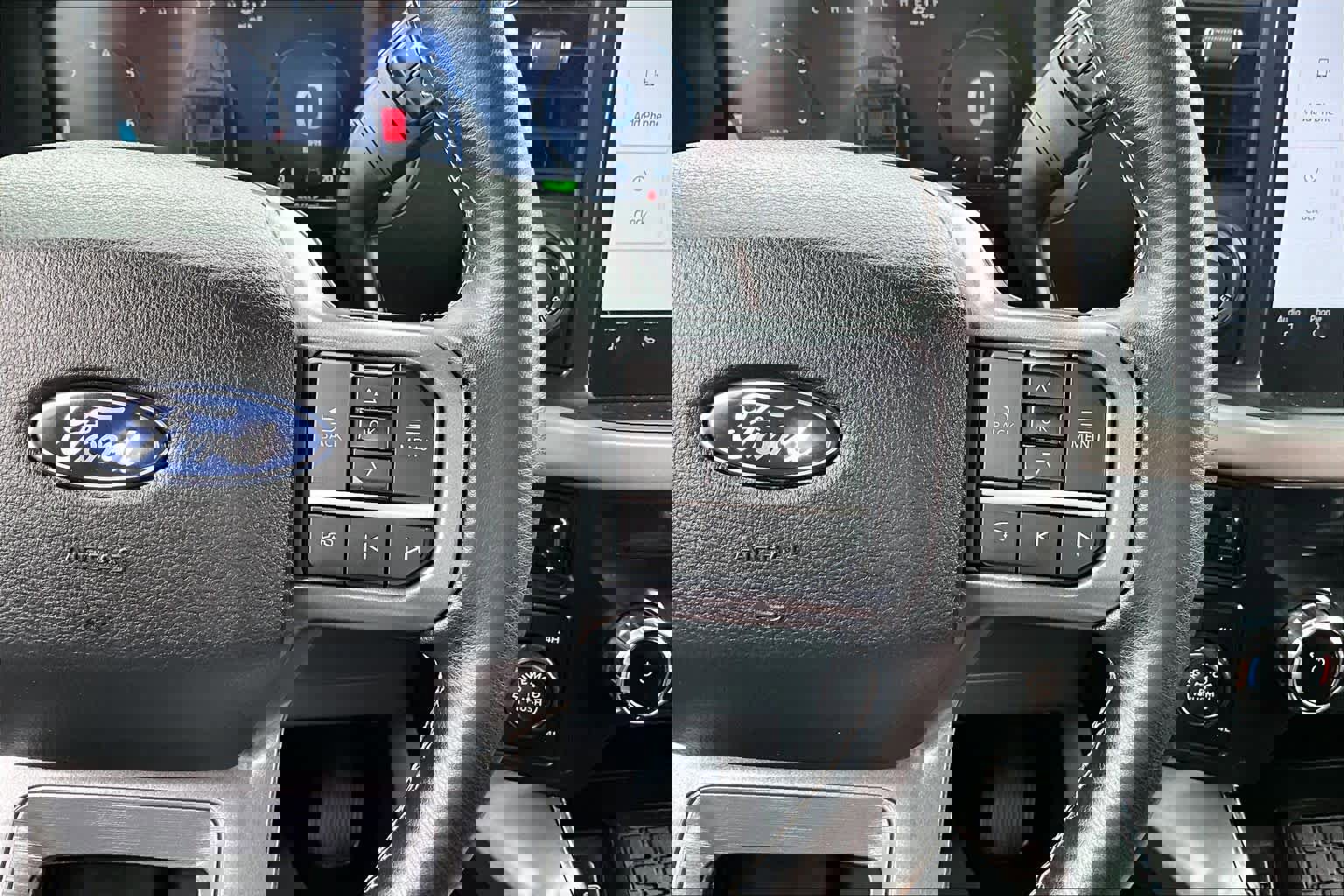 Certified 2025 Ford F150 XLT w/ Equipment Group 303A High image 23