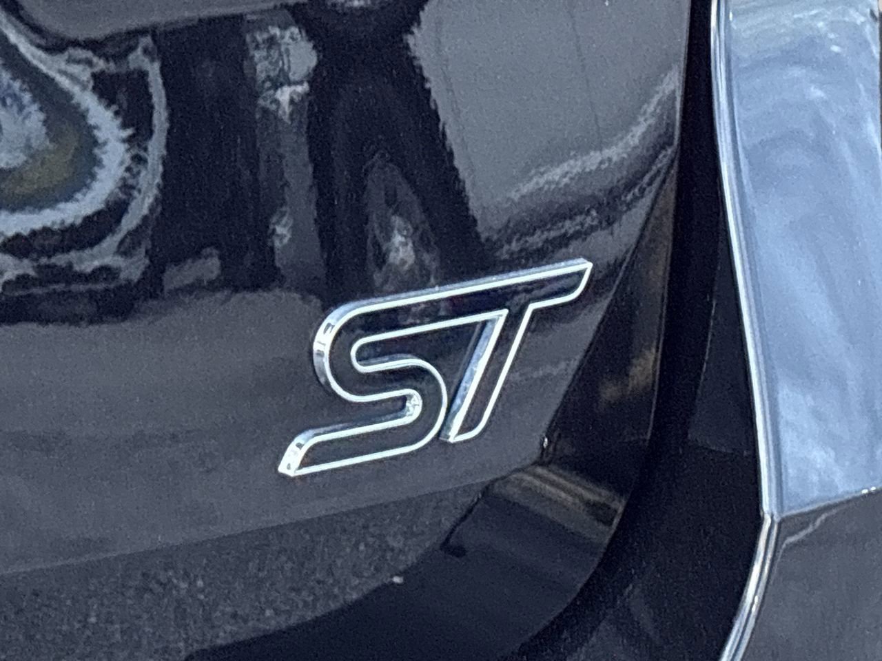 Certified 2021 Ford Explorer ST w/ Equipment Group 401A image 32