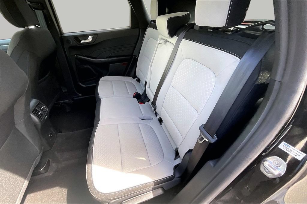 Certified 2025 Ford Escape Active w/ Active Premium Tech Pack FWD image 25