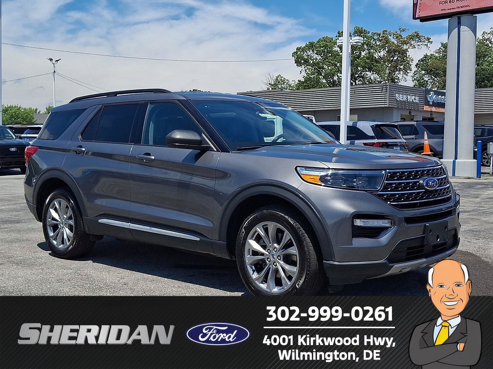 Certified 2023 Ford Explorer XLT w/ Equipment Group 202A AWD/4WD image 1