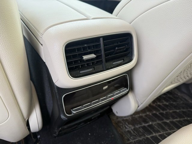 Used 2023 Mercedes-Benz GLS 450 4MATIC image 12