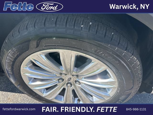 Certified 2020 Ford Explorer Limited AWD/4WD image 5